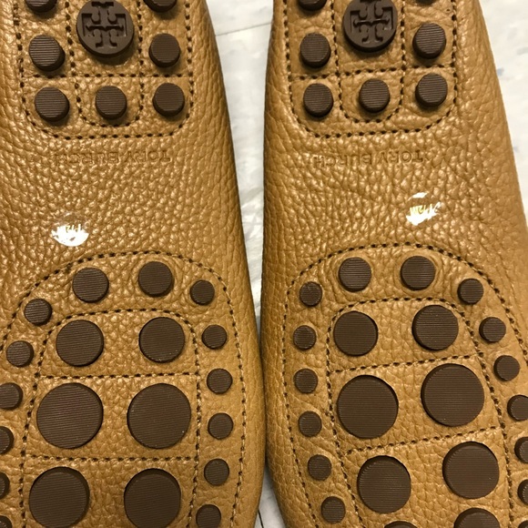 TORY BURCH “Leather” Moccasins Driving Loafers - Picture 2 of 2